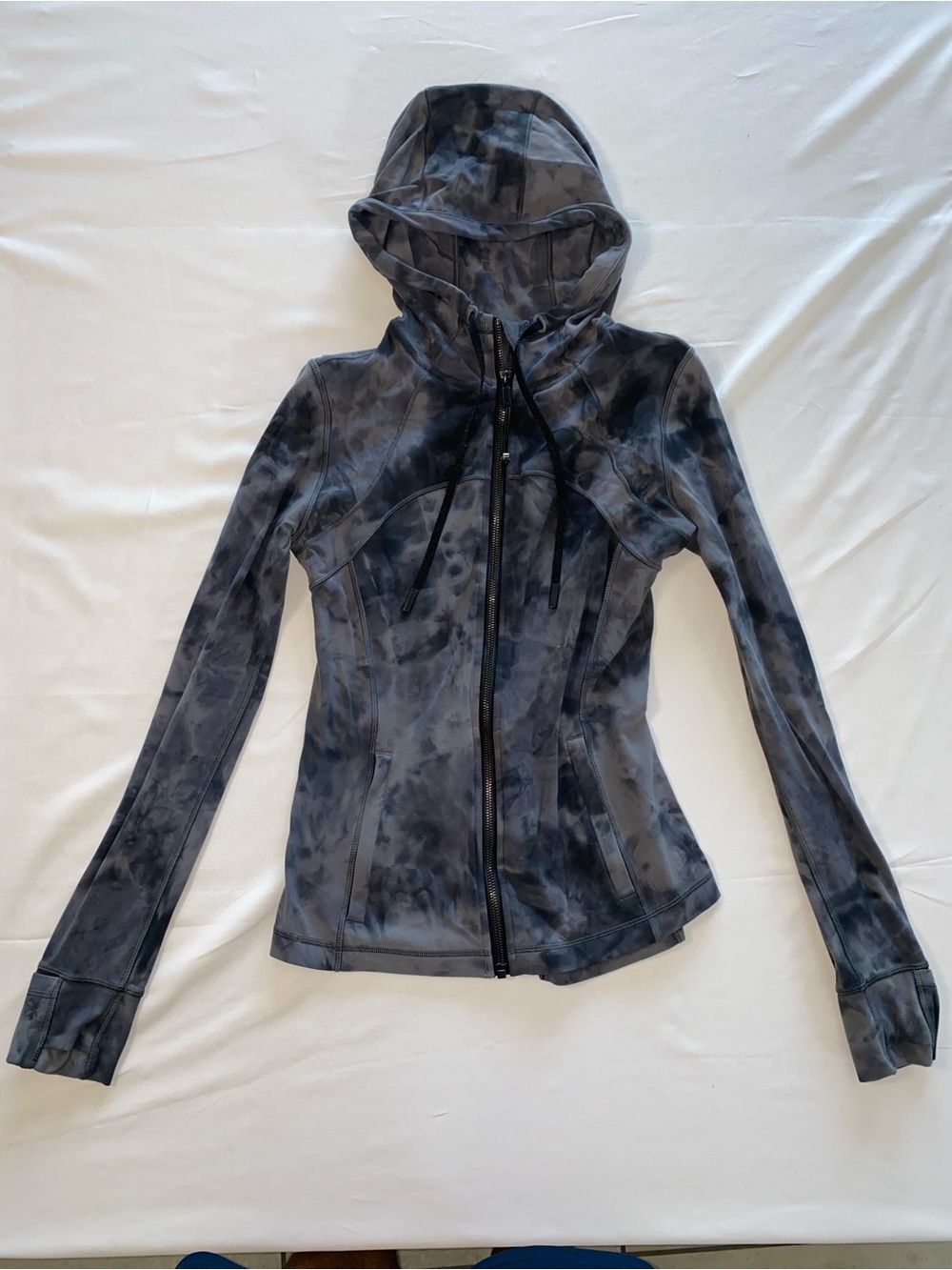 lululemon athletica Women's Hooded Zip Jacket in Charcoal Tie-Dye